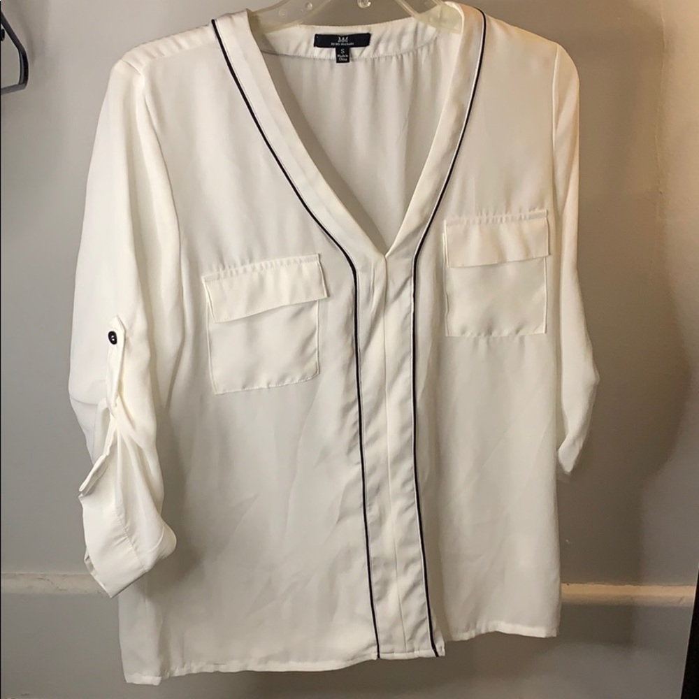 White v neck blouse with black trim